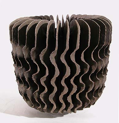 Large Wavy Pipe Form 